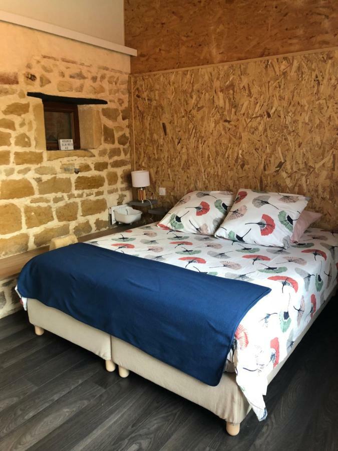 Chambres D'Hotes Les Heures Claires Briennon ภายนอก รูปภาพ